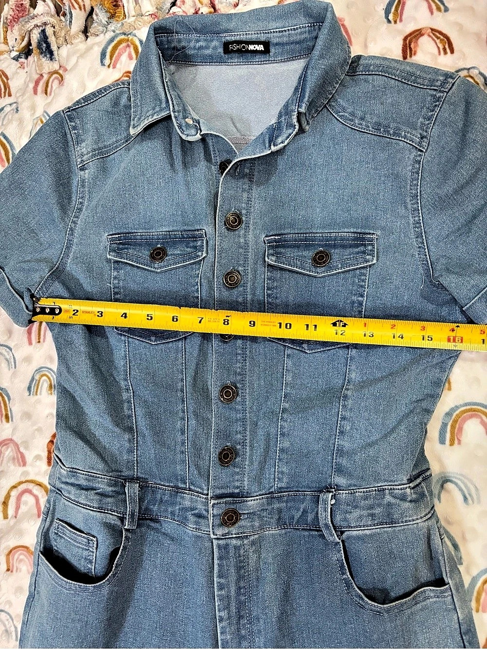 Fashion Nova Womens Blue Denim Jumpsuit Short Sleeve Button Front Tapered Leg S - Picture 7 of 8